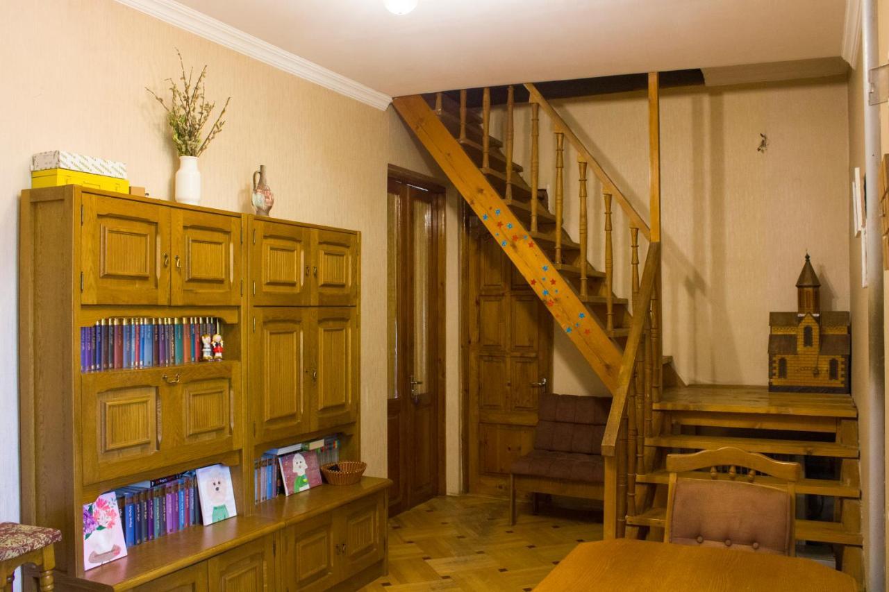 Nino'S Guest House Τυφλίδα Εξωτερικό φωτογραφία