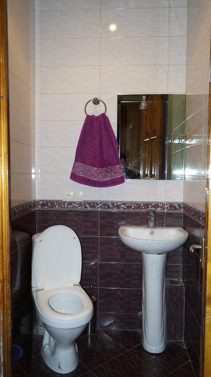 Nino'S Guest House Τυφλίδα Δωμάτιο φωτογραφία
